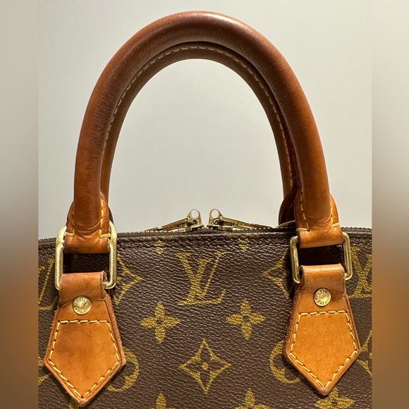 Louis Vuitton Alma Pm Monogram Canvas - Picture 10 of 12